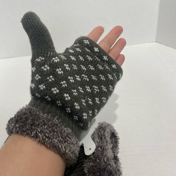 NWT Sonoma warm  Mittens gloves one size fit all -1 - Picture 5 of 12